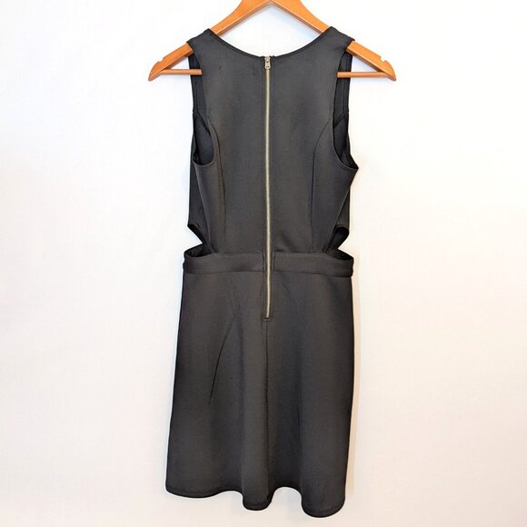 Abercrombie & Fitch | Little Black Dress Scuba Mini Dress Sleeveless | Medium - Picture 5 of 9
